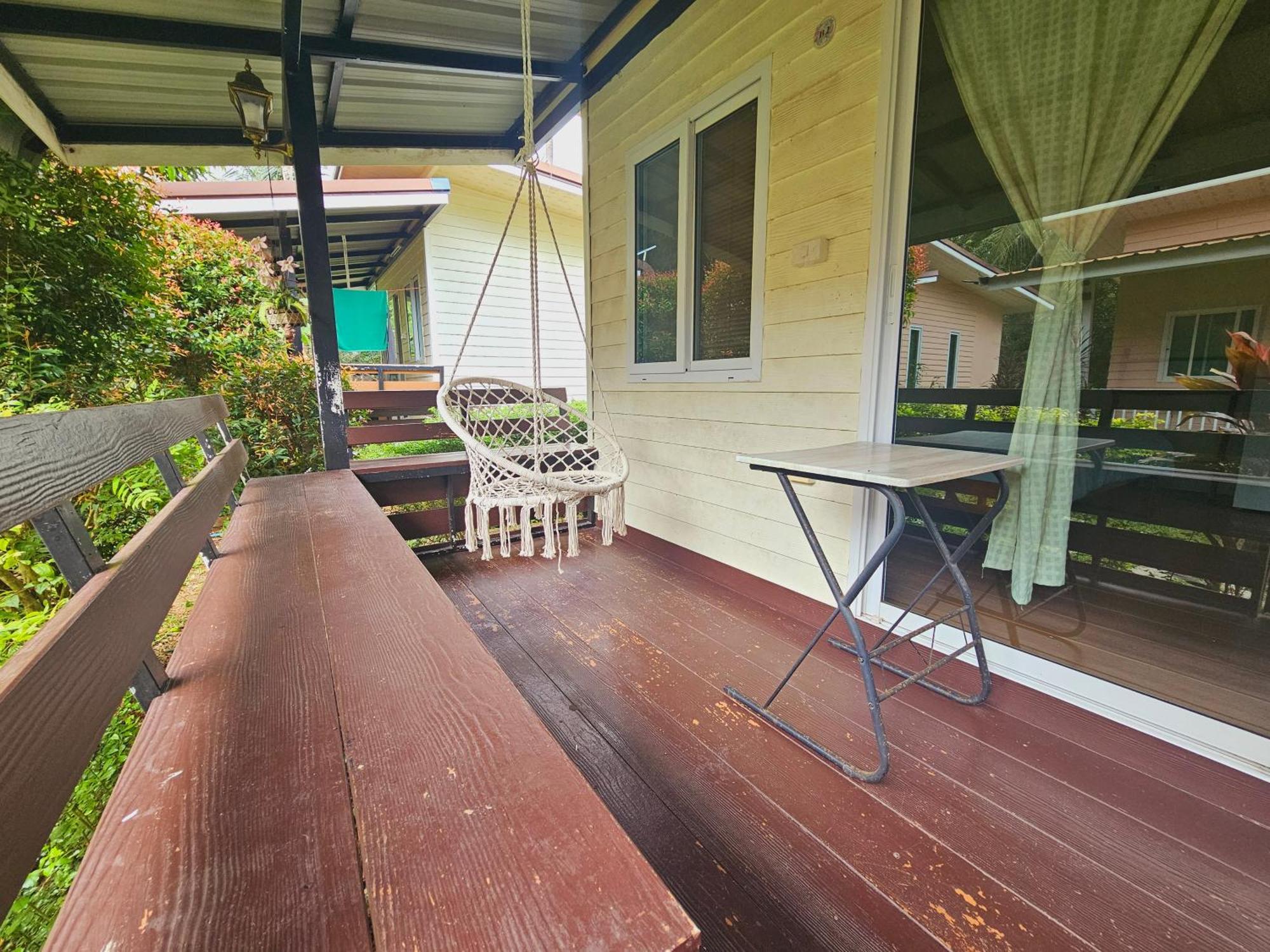 Baan suan khun ta บ้านพักสวนคุณตา Koh Chang Bagian luar foto