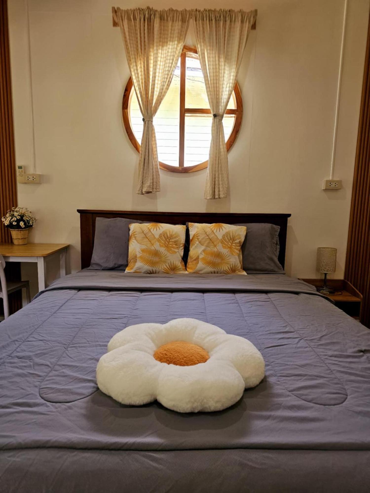 Baan suan khun ta บ้านพักสวนคุณตา Koh Chang Bagian luar foto